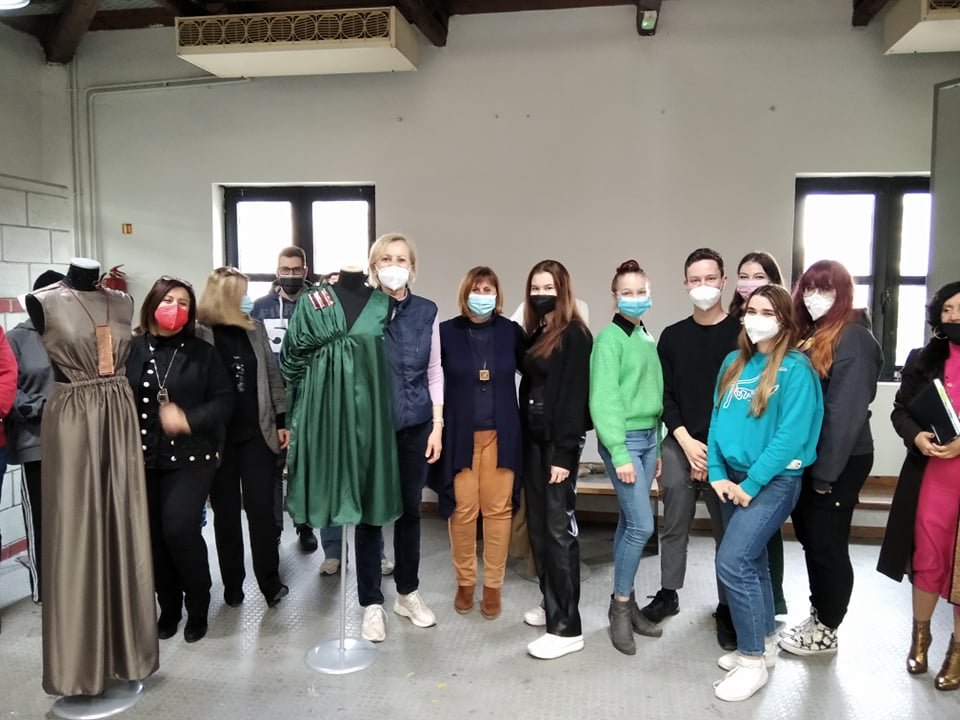 Students of  VOSONSPSO, ( the Czech Higher School of Fashion), at VTI of Volos Municipality, by  Erasmus + program.
