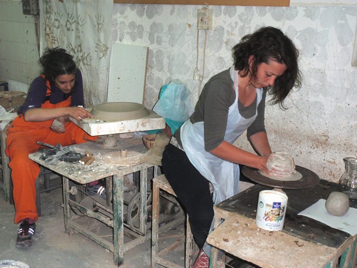Handmade Pottery Technician