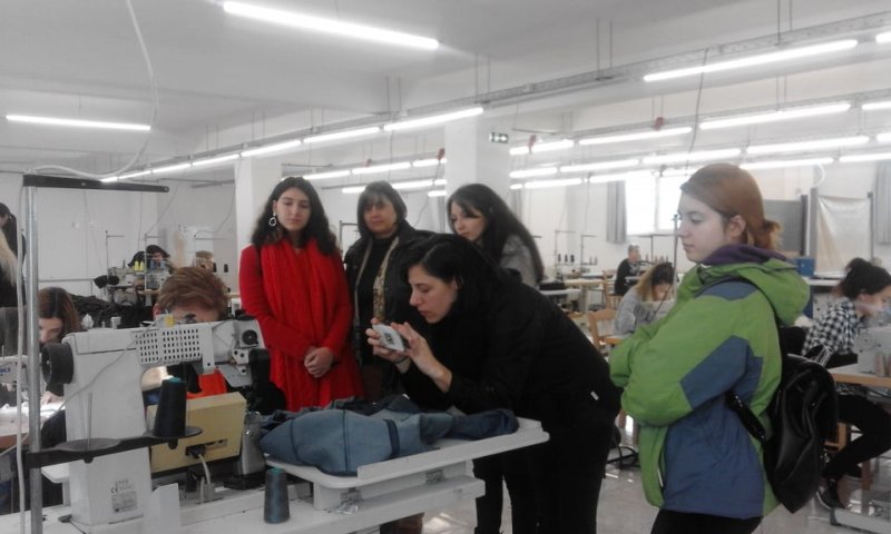 Educational visit of  Fashion Designer department, at clothing industries of our region 