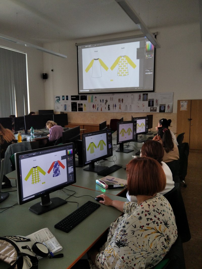 ‘New Technologies in VET’ Erasmus + project for the VTI of Volos Municipality, KEKPA - DIEK in the Czech Republic The new Erasmus + project, ‘New Technologies in VET’ of VTI of Volos Municipality in Prague, was successfully implemented between 26/