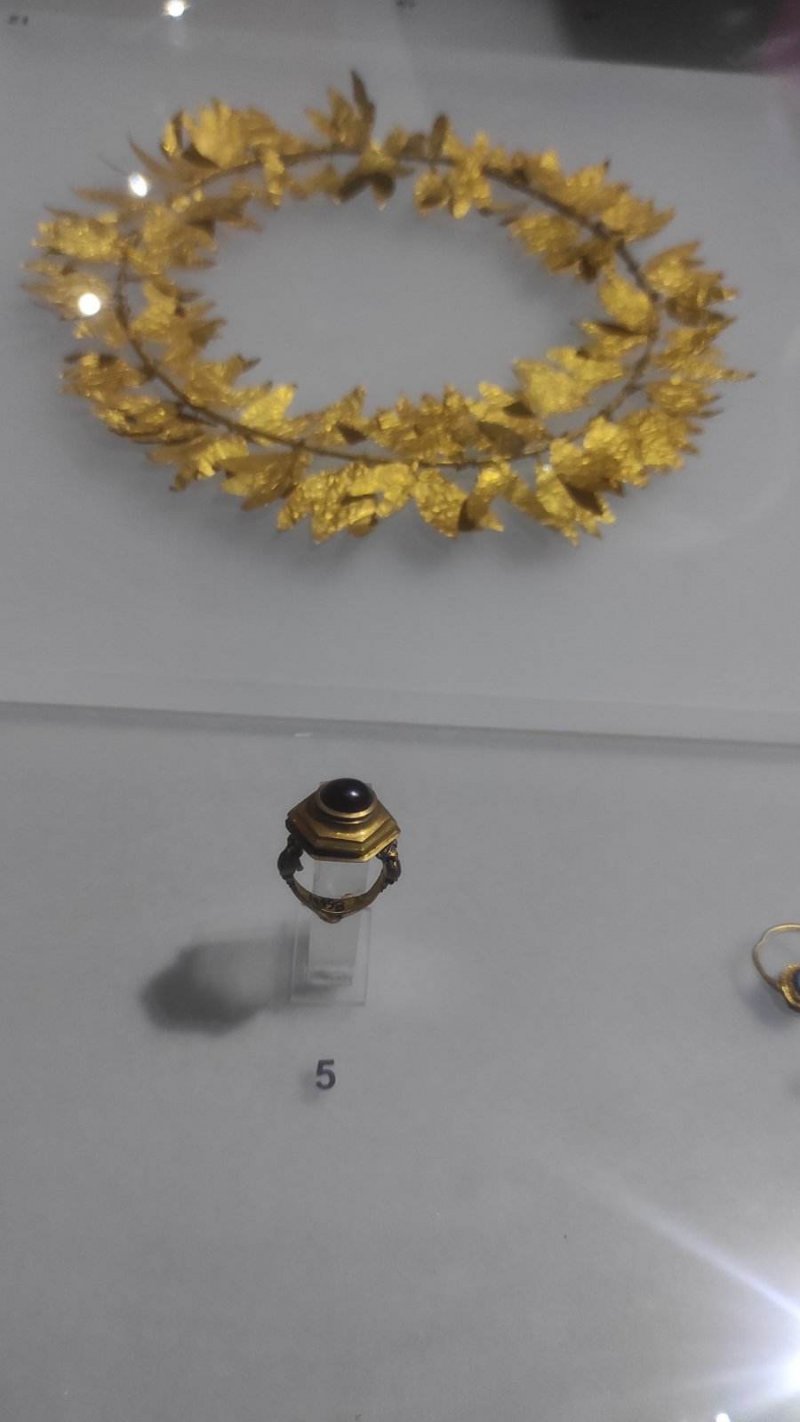 Looking forward for inspiration at Volos Archaeological Museum for Jewellry department 