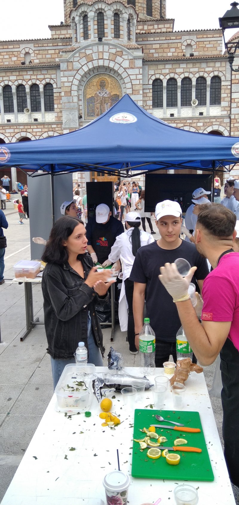 Παρουσίαση του ΙΙΕΚ Δήμου Βόλου στους Συμπολίτες μας. Με μότο «Εσύ ρωτάς εμείς απαντάμε» οι εξειδικευμένοι Σύμβουλοι του ΙΙΕΚ θα δώσουν απ