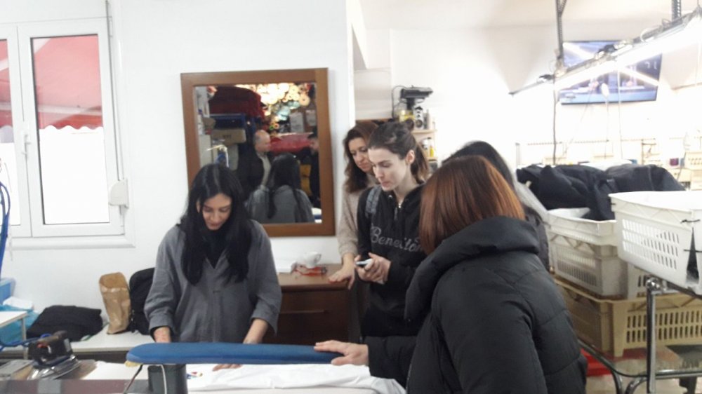 Εκπαιδευτική επίσκεψη της ειδικότητας Ενδύματος σε Βιοτεχνίες της περιοχής μας