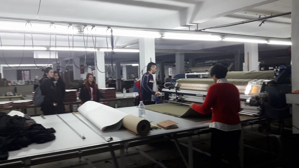 Εκπαιδευτική επίσκεψη της ειδικότητας Ενδύματος σε Βιοτεχνίες της περιοχής μας