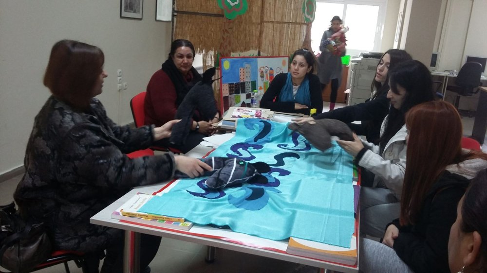 Συνεργασία της ειδικότητας Ενδύματος του ΙΙΕΚ Δήμου Βόλου με το Κέντρο Στήριξης Ρομά και Ευπαθών Ομάδων Αλιβερίου