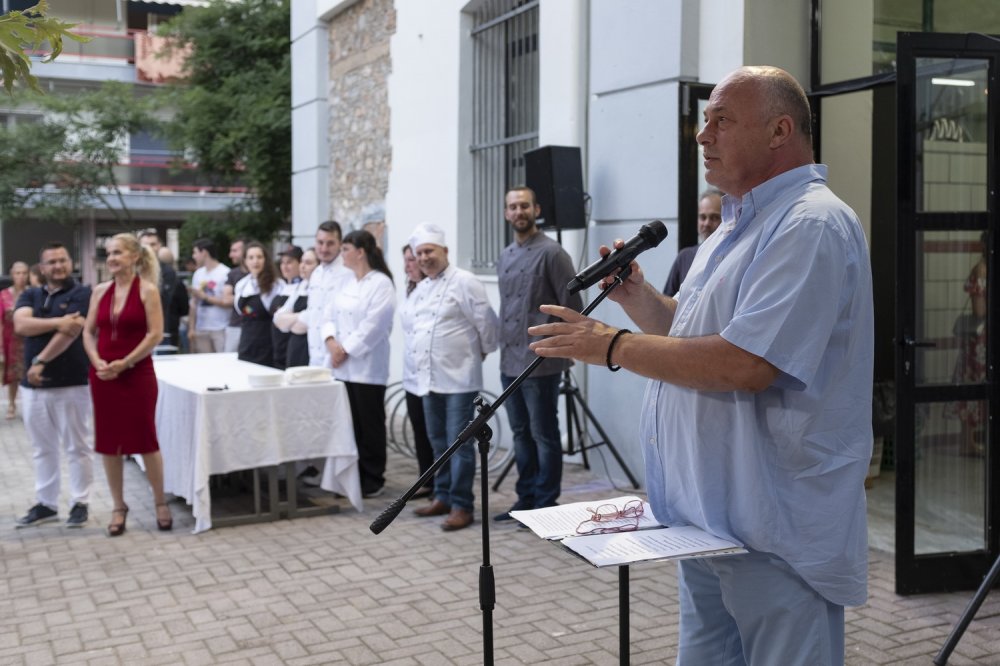 Έναρξη Ετήσιας Έκθεσης Σπουδαστικών Εργασιών στο ΙΙΕΚ Δήμου Βόλου και Εγκαίνια της Περιοδεύουσας Έκθεσης Κοσμήματος του Erasmus+ project, `The Future