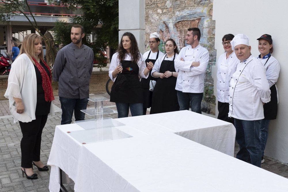 Έναρξη Ετήσιας Έκθεσης Σπουδαστικών Εργασιών στο ΙΙΕΚ Δήμου Βόλου και Εγκαίνια της Περιοδεύουσας Έκθεσης Κοσμήματος του Erasmus+ project, `The Future