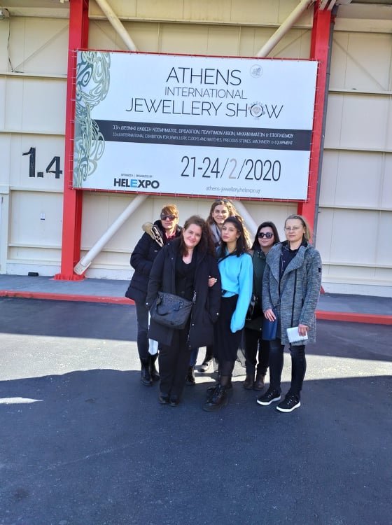 ΤΗΝ  ΚΛΑΔΙΚΗ ΕΚΘΕΣΗ `ATHENS INTERNATIONAL JEWELLERY SHOW`  ΣΤΟ METROPOLITAN EXPO KAI ΤΗΝ ΕΚΘΕΣΗ `A JEWELL MADE IN GREECE` ΣΤΟ ΖΑΠΠΕΙΟ ΕΠΙΣΚΕΦΤΗΚΑΝ ΟΙ ΣΠΟΥΔΑΣΤΕΣ ΤΟΥ ΚΟΣΜΗΜΑΤΟΣ