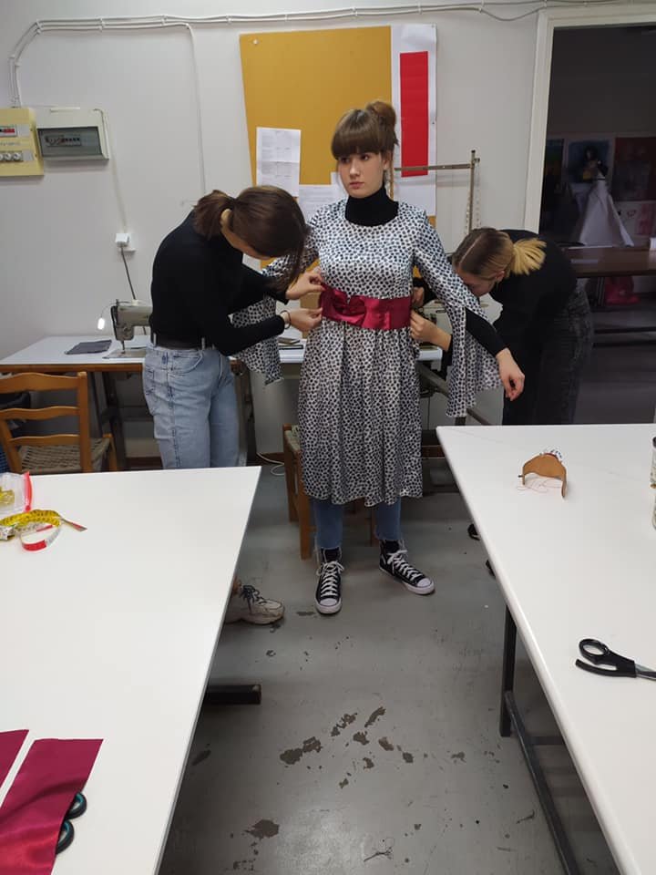 Students of  VOSONSPSO, ( the Czech Higher School of Fashion), at VTI of Volos Municipality, by  Erasmus + program.