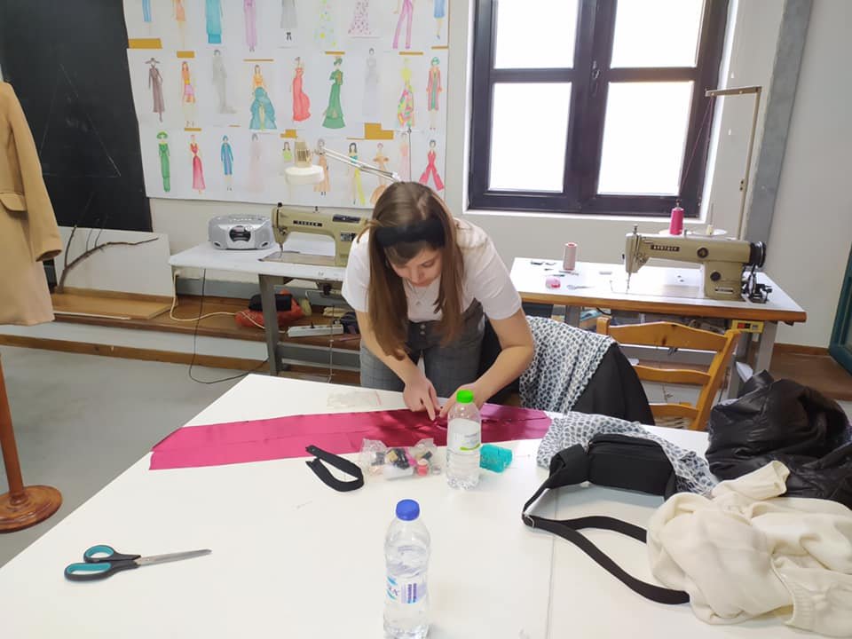 Students of  VOSONSPSO, ( the Czech Higher School of Fashion), at VTI of Volos Municipality, by  Erasmus + program.