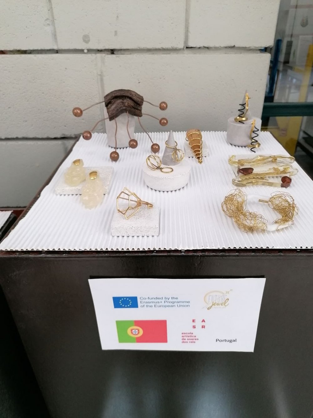  2nd Jewellery Travelling Exhibition of The Future is our Jewej Erasmus + project at VTI of Volos Municipality, KEKPA - DIEK 