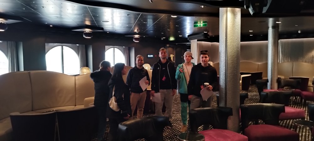 Εκπαιδευτική επίσκεψη της ειδικότητας Τουριστικών του ΙΙΕΚ της ΚΕΚΠΑ –ΔΙΕΚ του Δήμου Βόλου στο Κρουαζιερόπλοιο “Norwegian Jade”